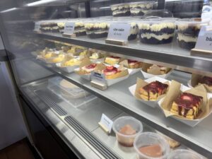 Mommy Lous Restaurant and Cakes Chinchilla