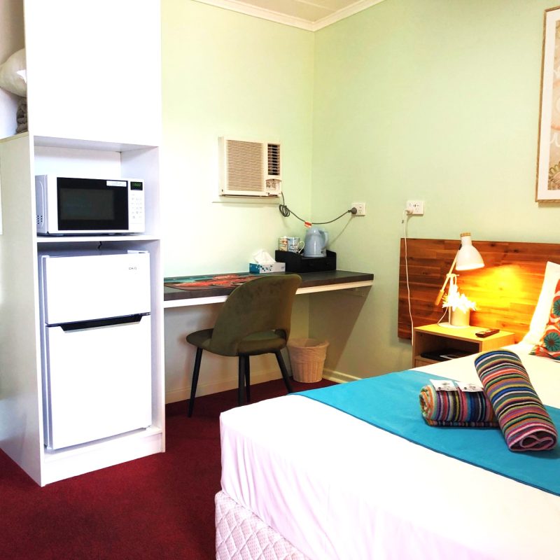 Basic Double Room - Acacia Motel Chinchilla