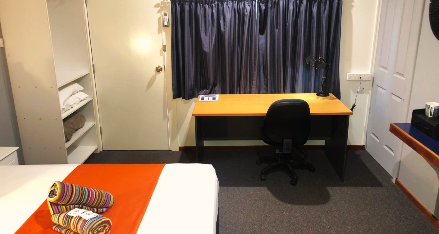Corporate Executive studio double room Acacia Motel Chinchilla