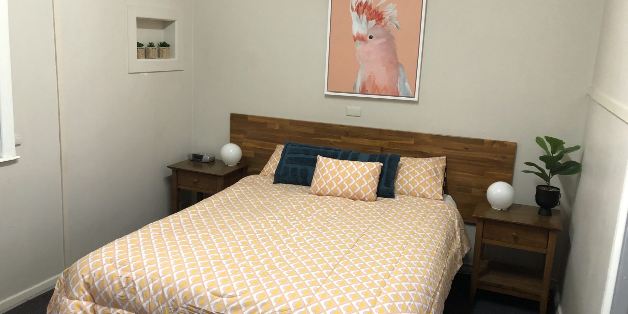 Queen-Room Queen-Room